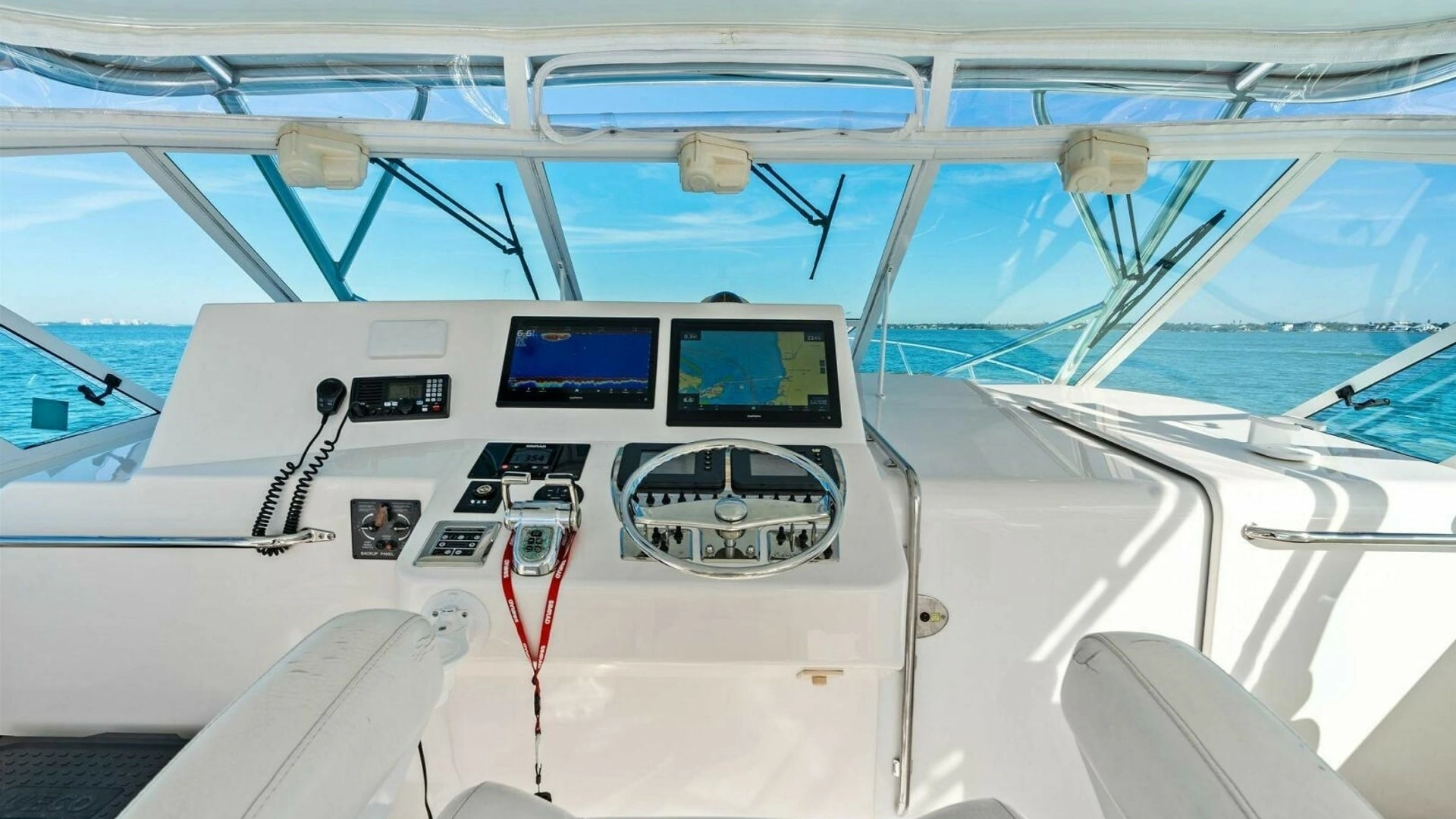 2005 Cabo 40 Express - Image 7