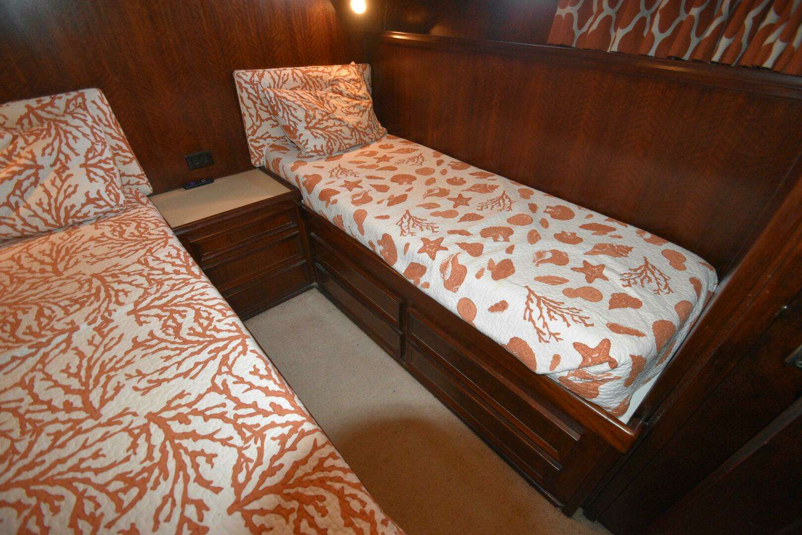 1978 Hatteras 46 Convertible - Image 44