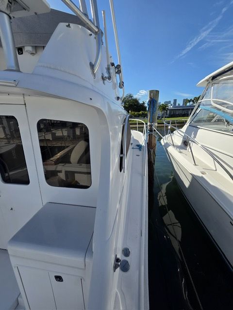 1994 Luhrs Convertible - 5