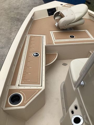 2025 G3 Bay 19 GX - 18