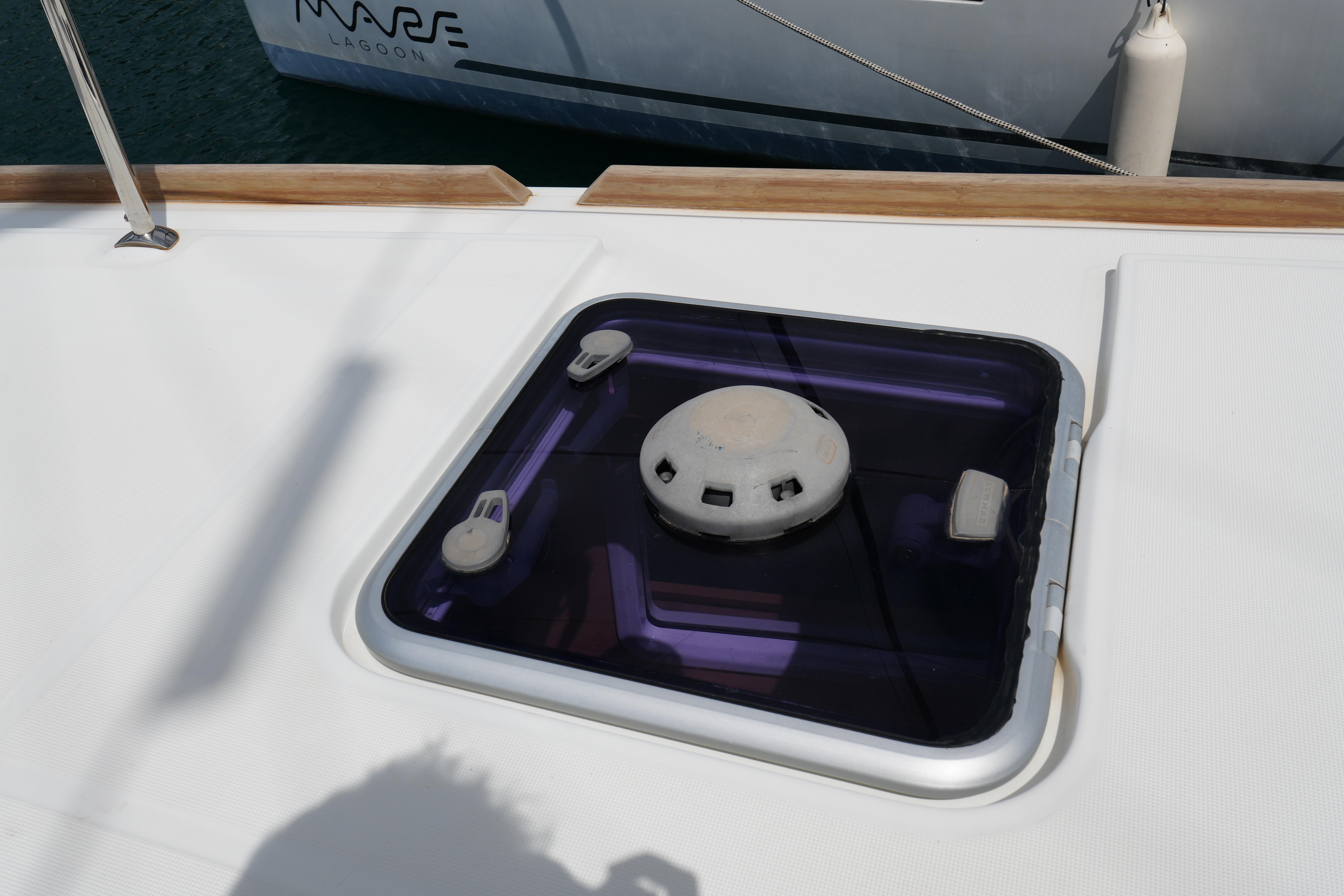Deck hatch of Lagoon 400 S2, year 2015.