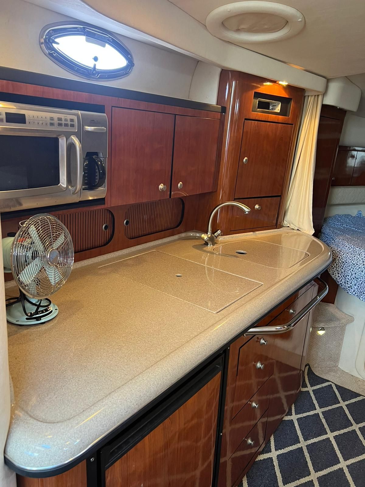 2006 Sea Ray 340 Sundancer - 15