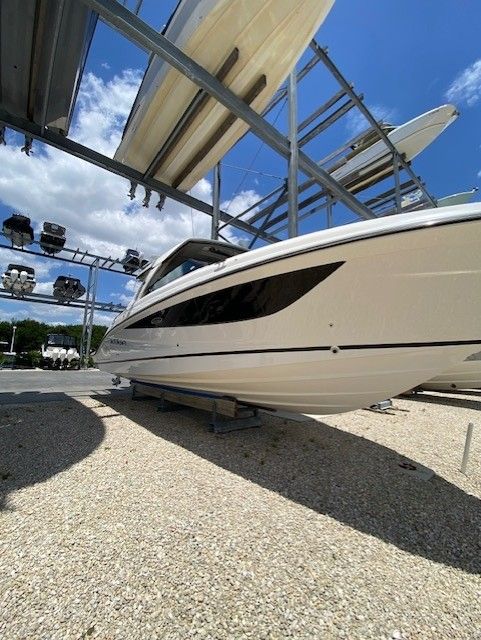 2020 Sea Ray SLX 400 Outboard