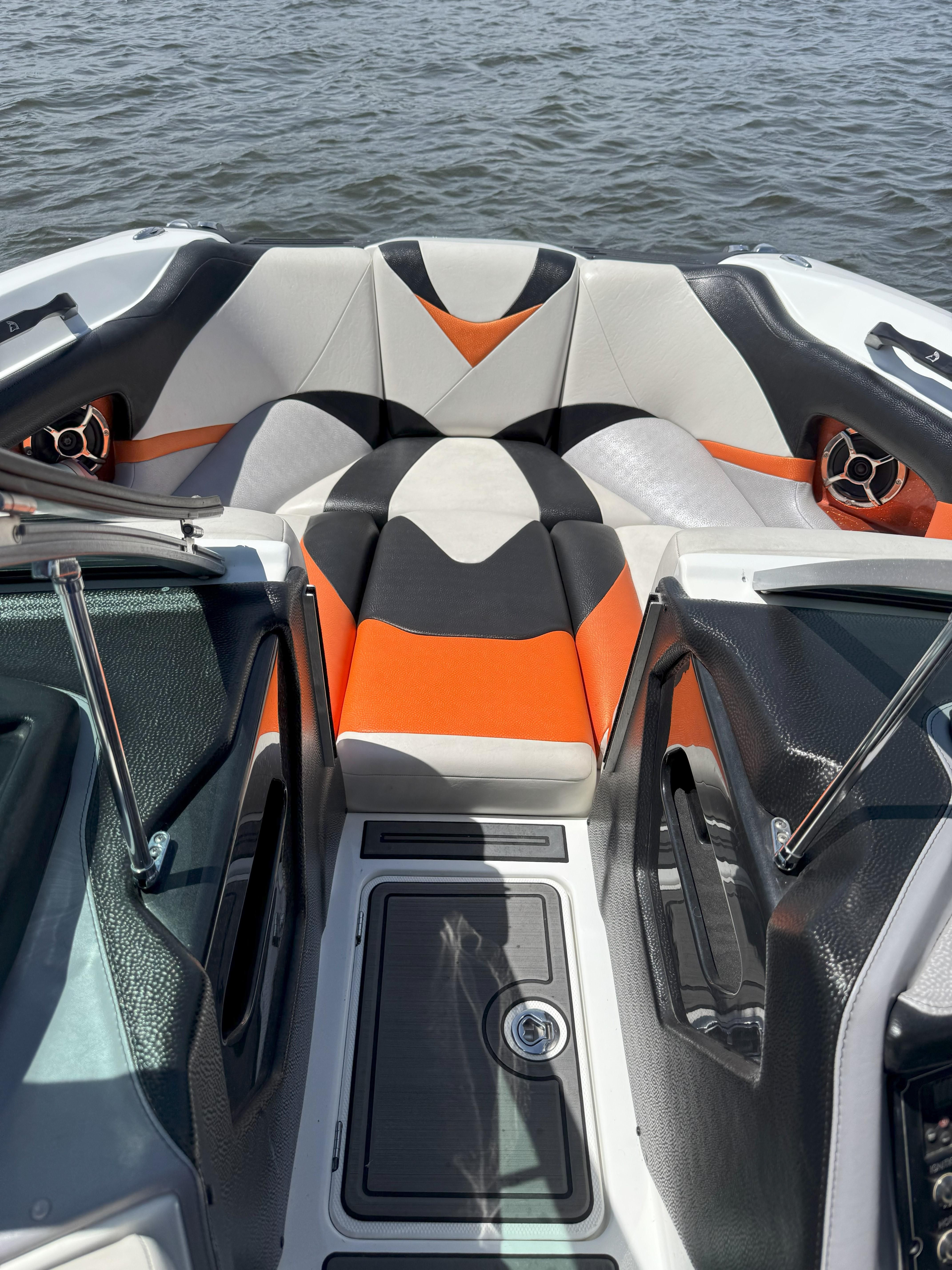 2016 Centurion Enzo FS44 - 5
