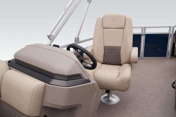 2025 Sun Tracker Fishin' Barge 22 XP3 - 32