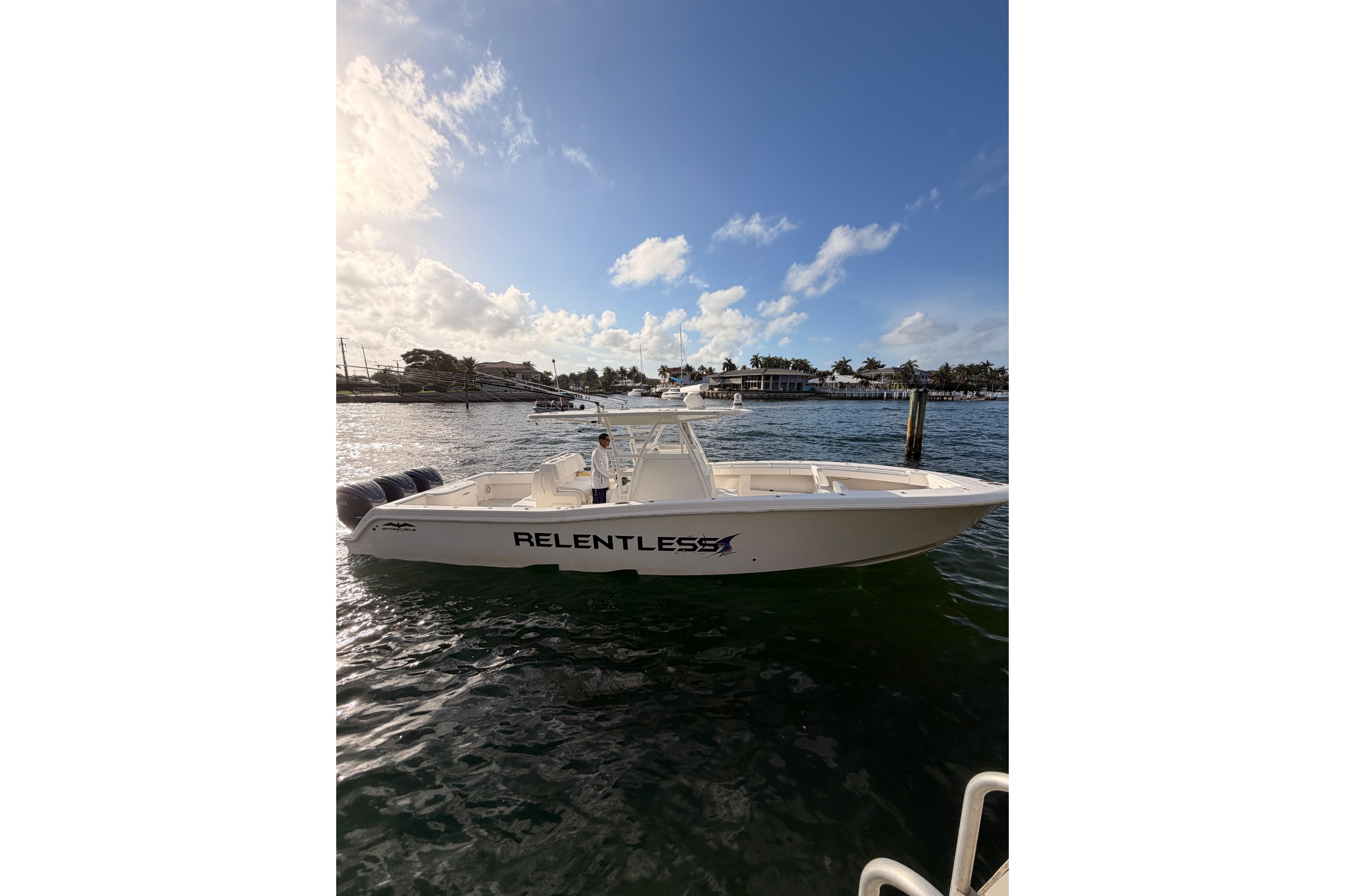 2017 Invincible 39 Open Fisherman
