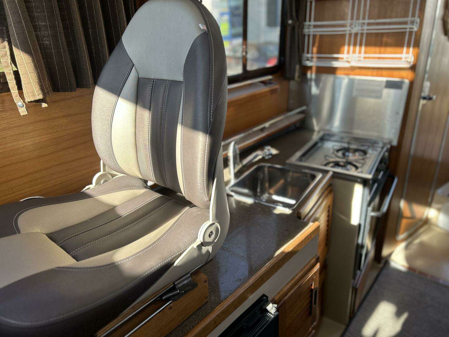2013 Ranger Tugs 27 - Image 30