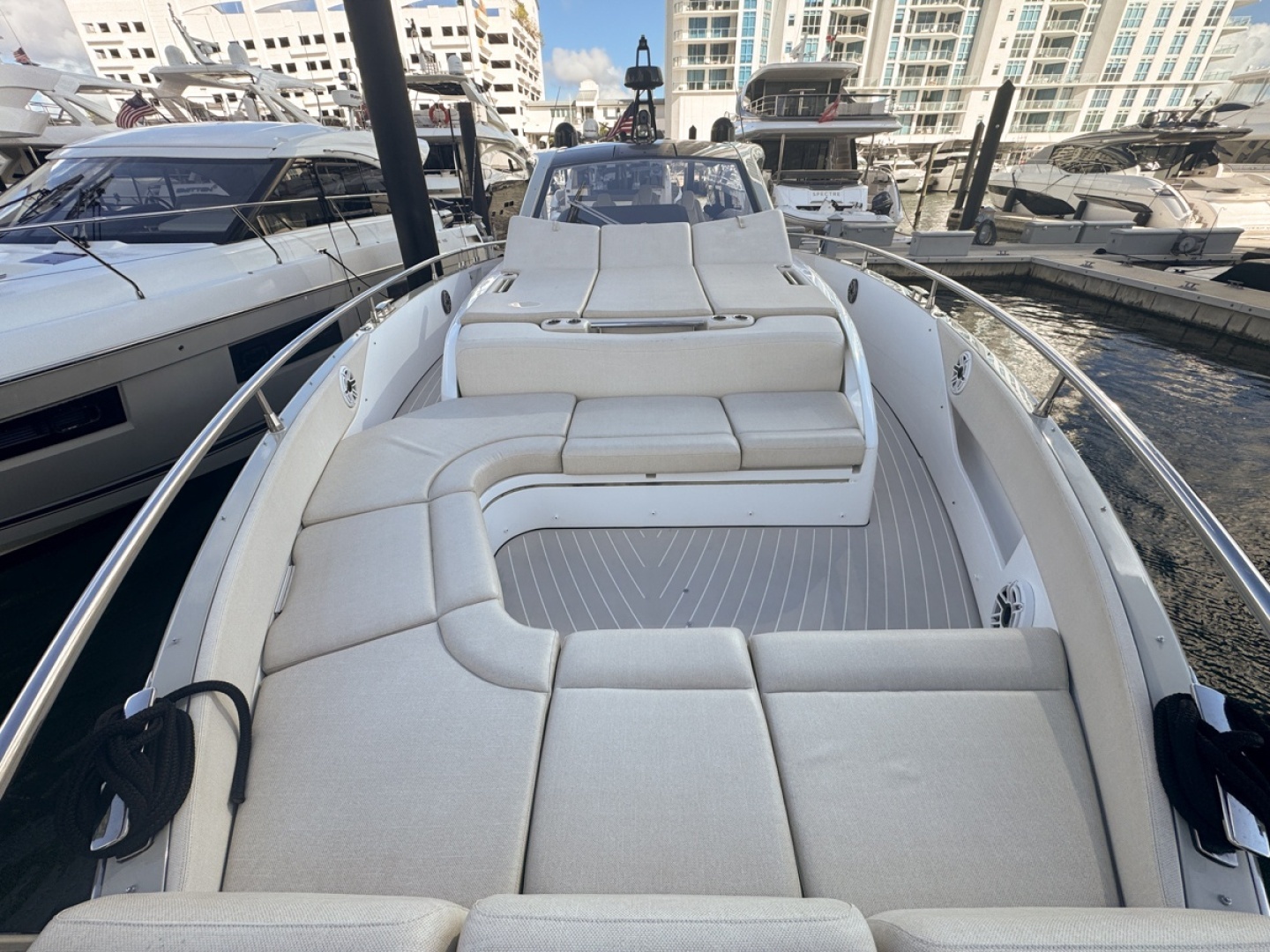 2023 Azimut Verve 47 - Image 15