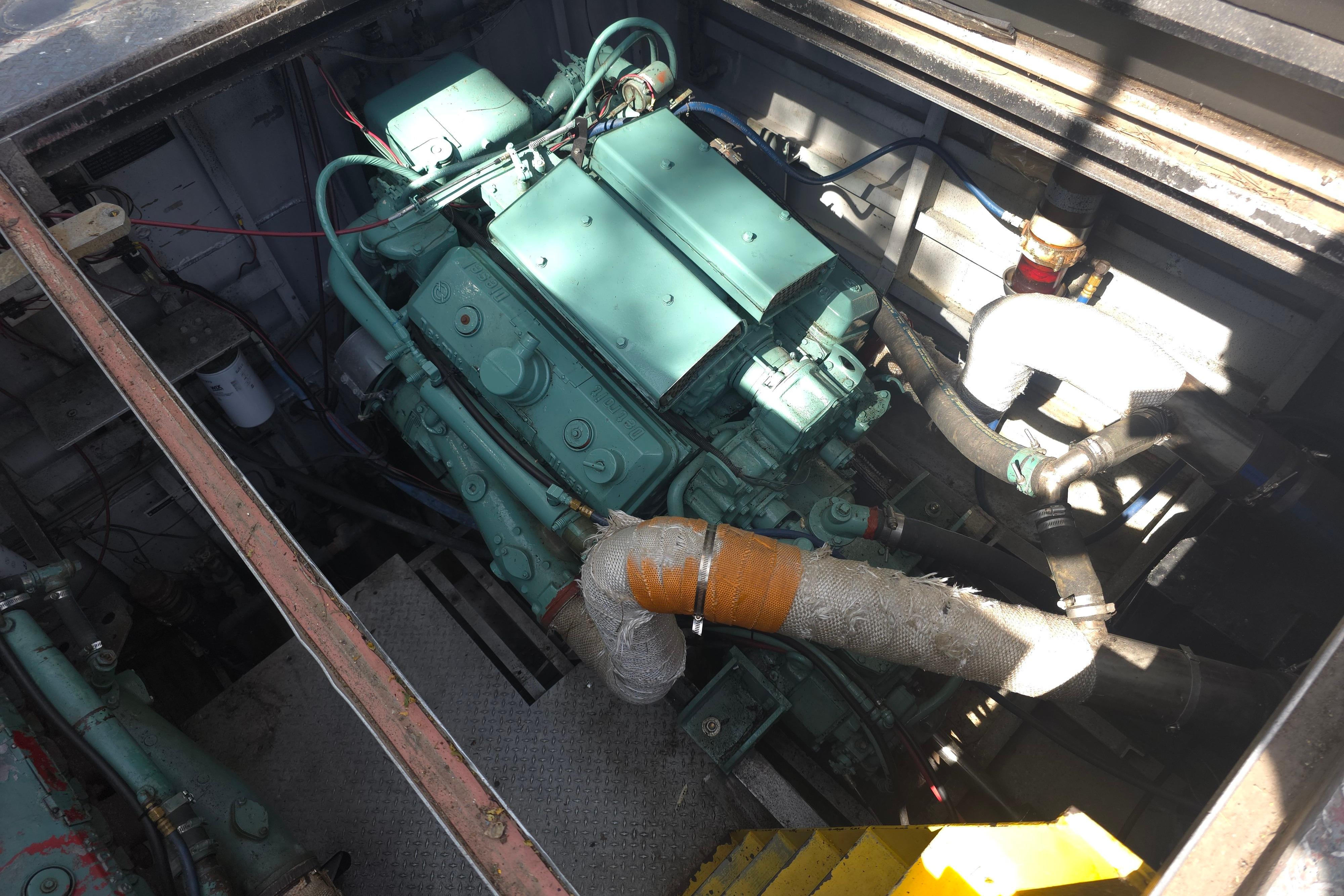 Engine compartment of 1974 Breaux's Bay Craft Passenger with COI boat.