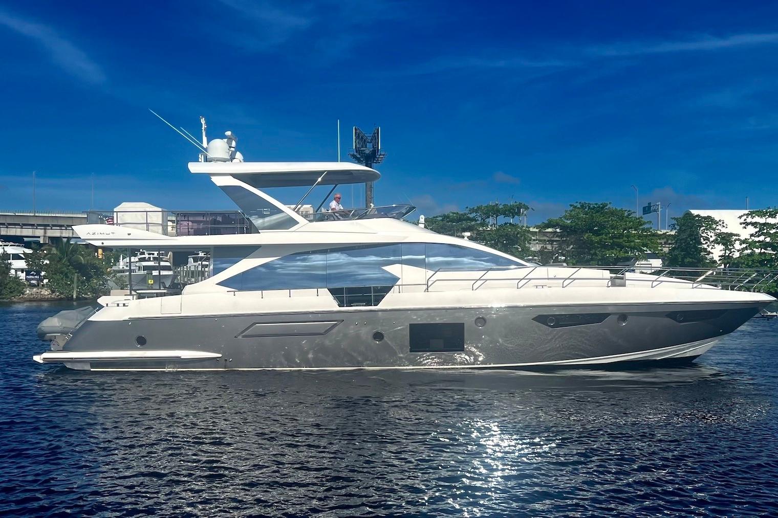 2019 Azimut Fly 72