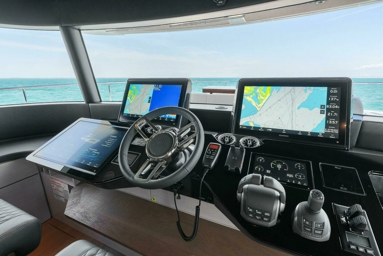 2026 Absolute 70 Navetta - Image 7