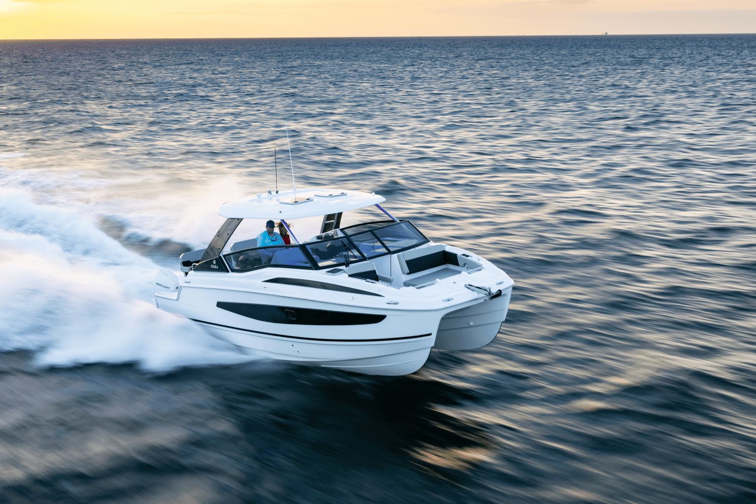 2026 Aquila 32 Sport