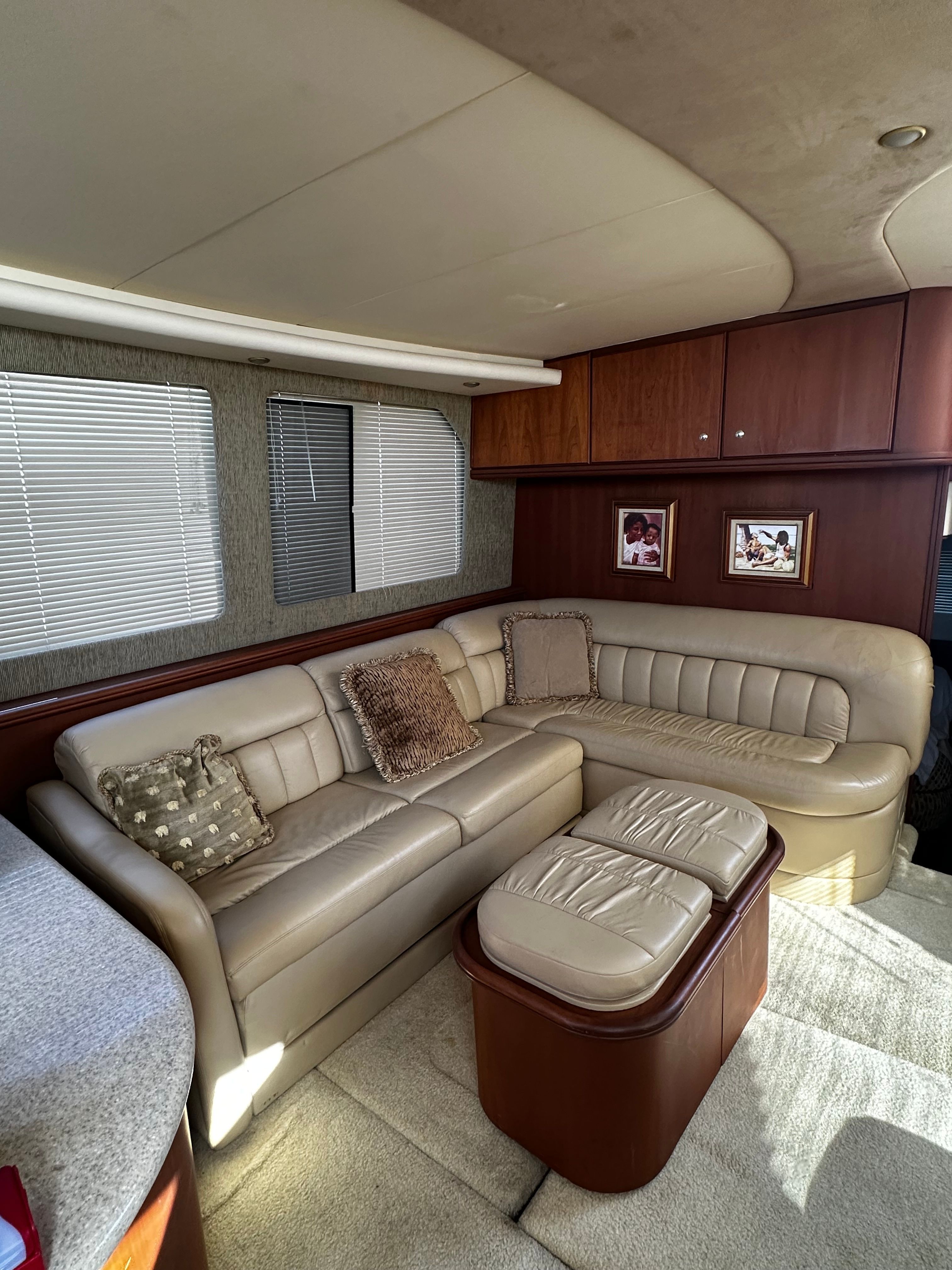 2004 Silverton 43 Motor Yacht - 8