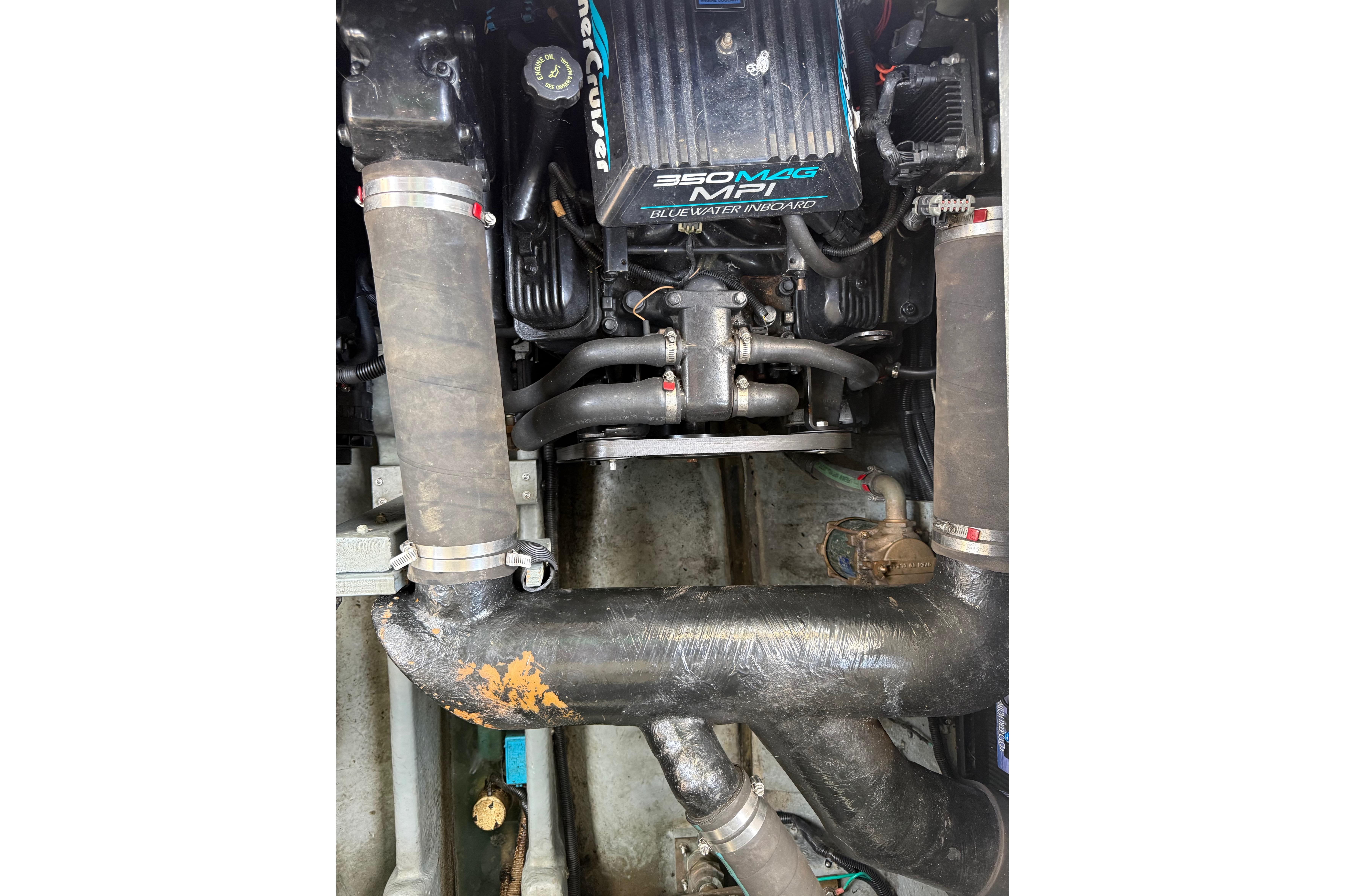 Engine compartment of a 1999 Sea Ray Sundancer 310 with MerCruiser 350 MAG MPI.