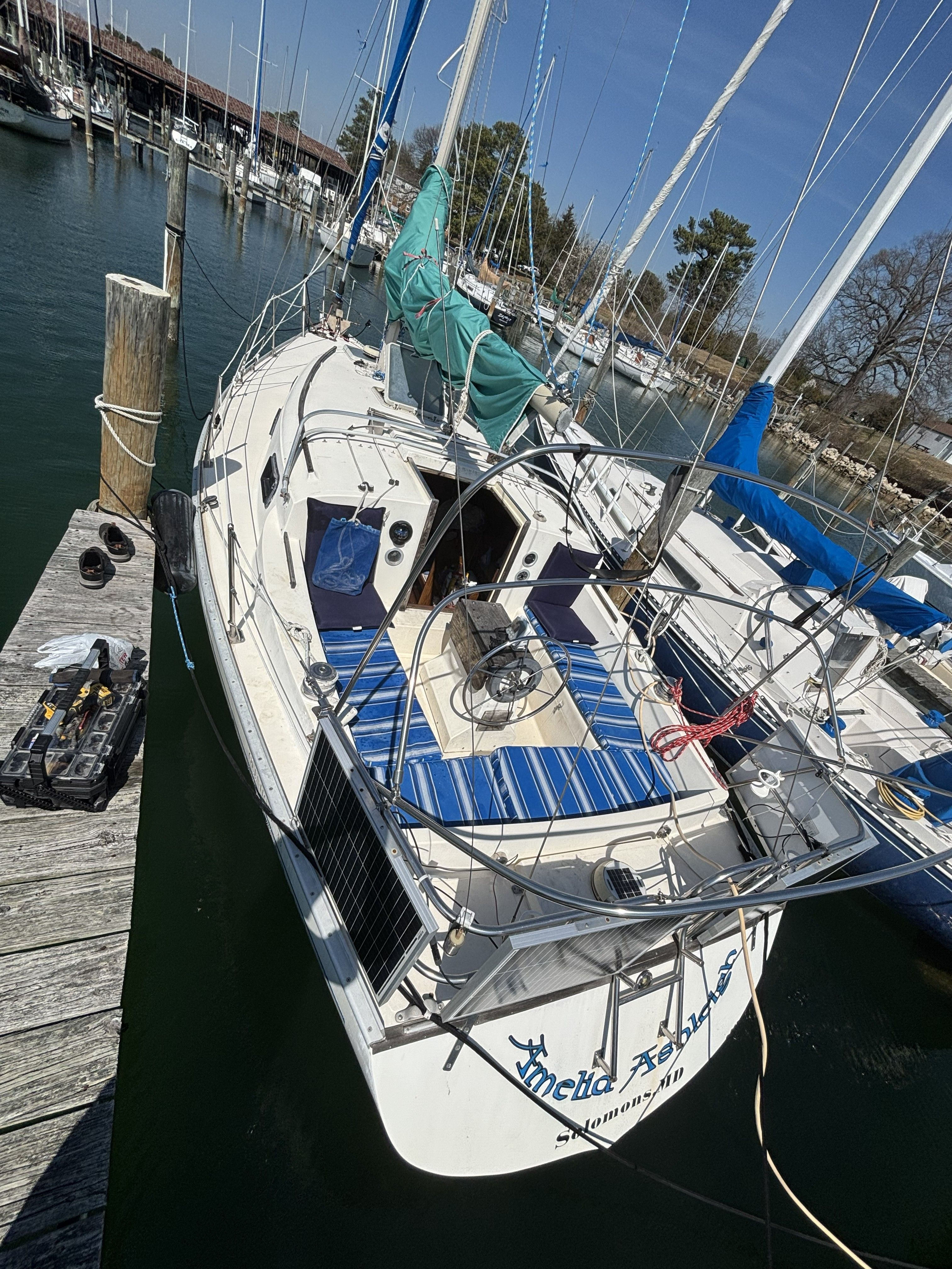 1979 Offshore Yachts sloop - 3