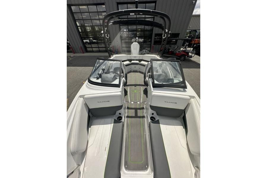 2024 Tahoe 210 S boat interior with sleek seating and modern design.