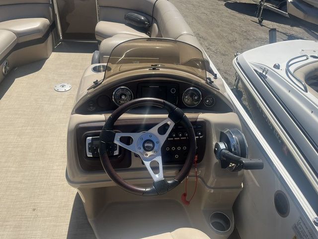 2016 South Bay 525E 2.75 - 7