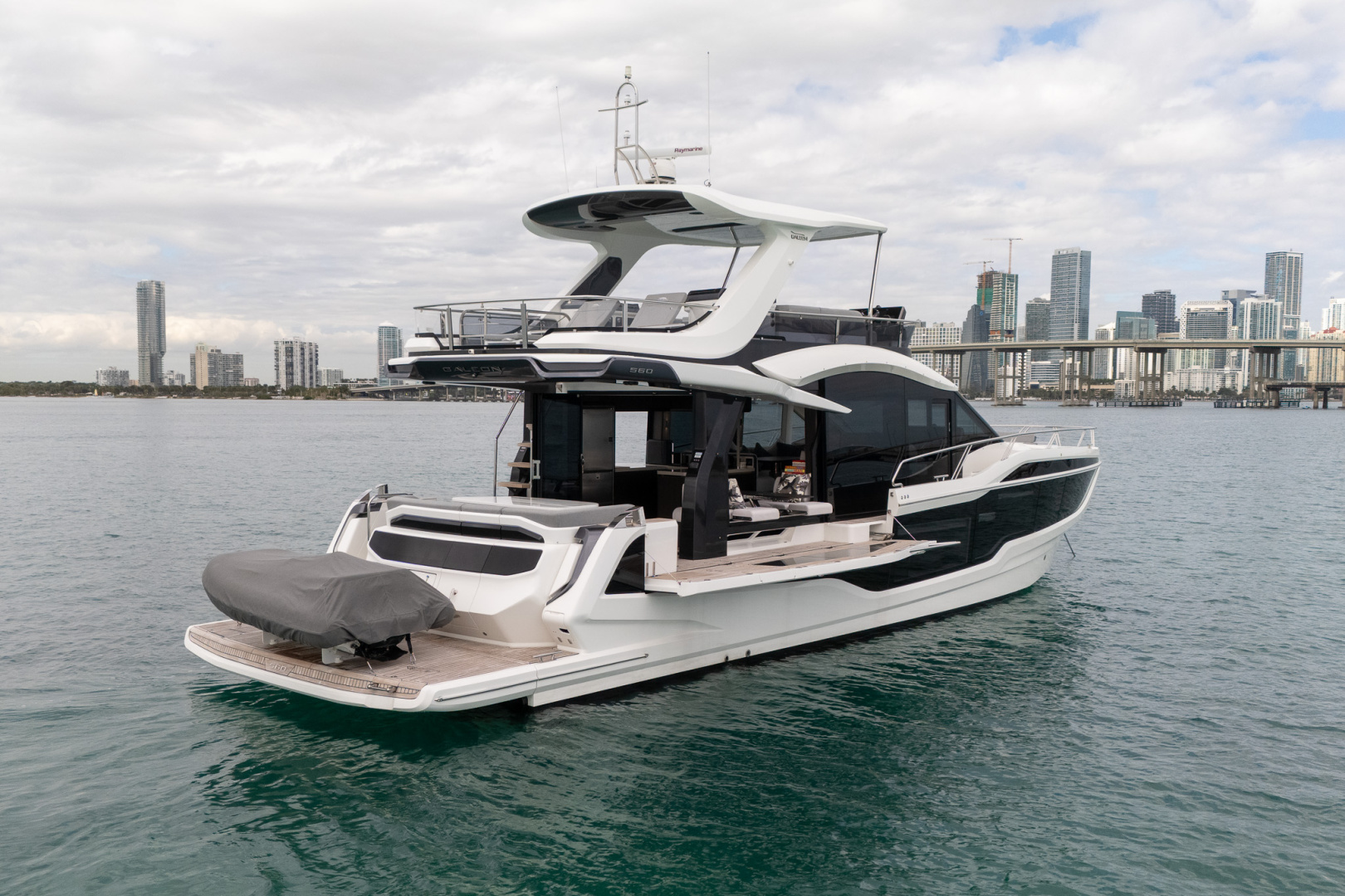 2025 Galeon 560 FLY - Image 76