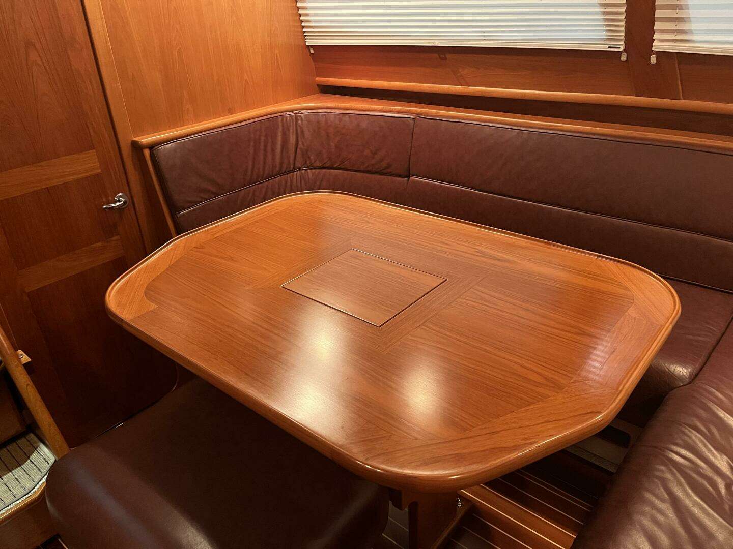 2003 Fantasi 44 Pilot House - Image 48