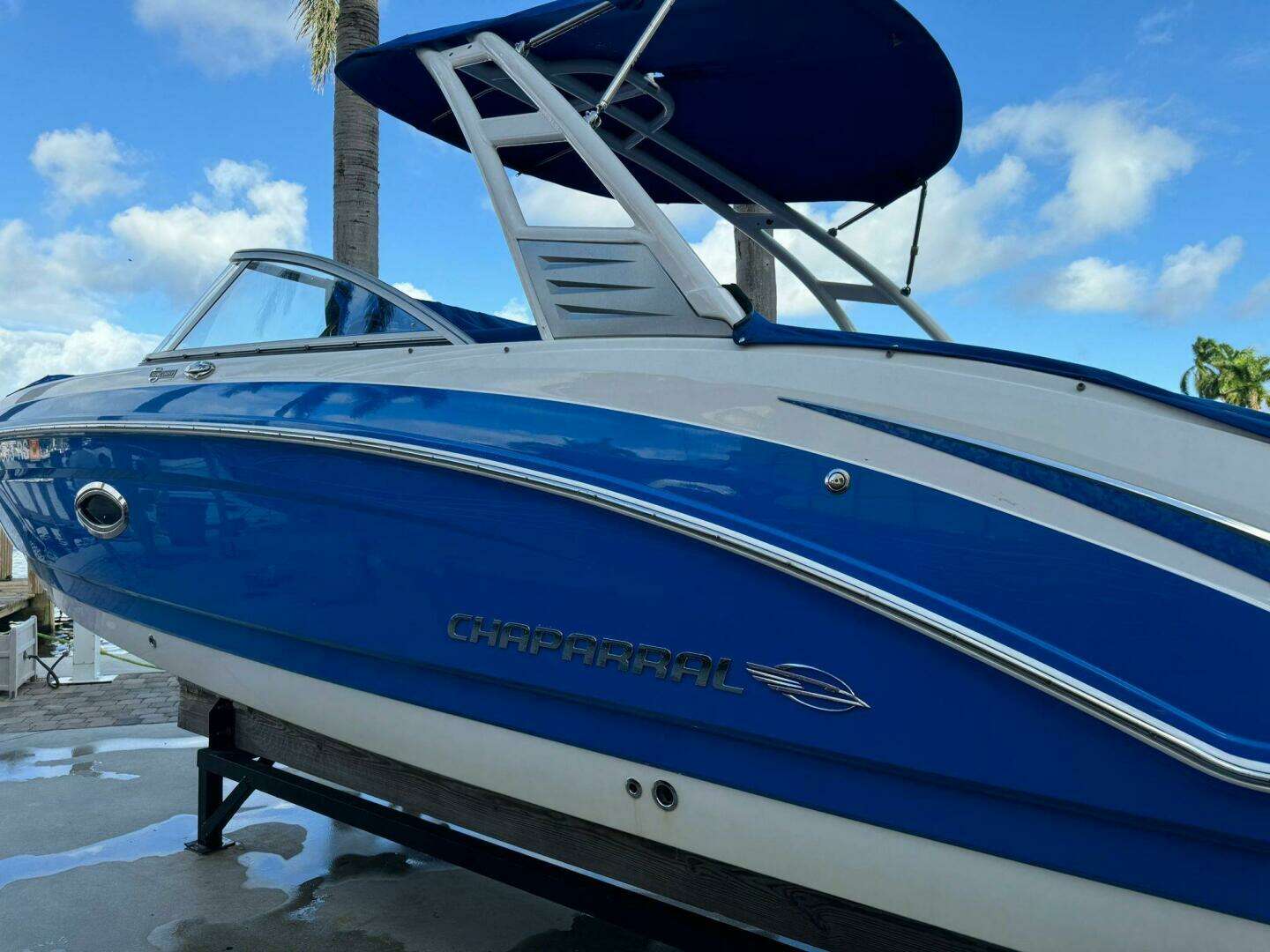 2017 Chaparral 250 Suncoast - Image 2