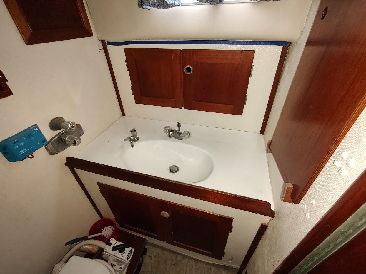 1977 Hallberg-Rassy 41 - 139