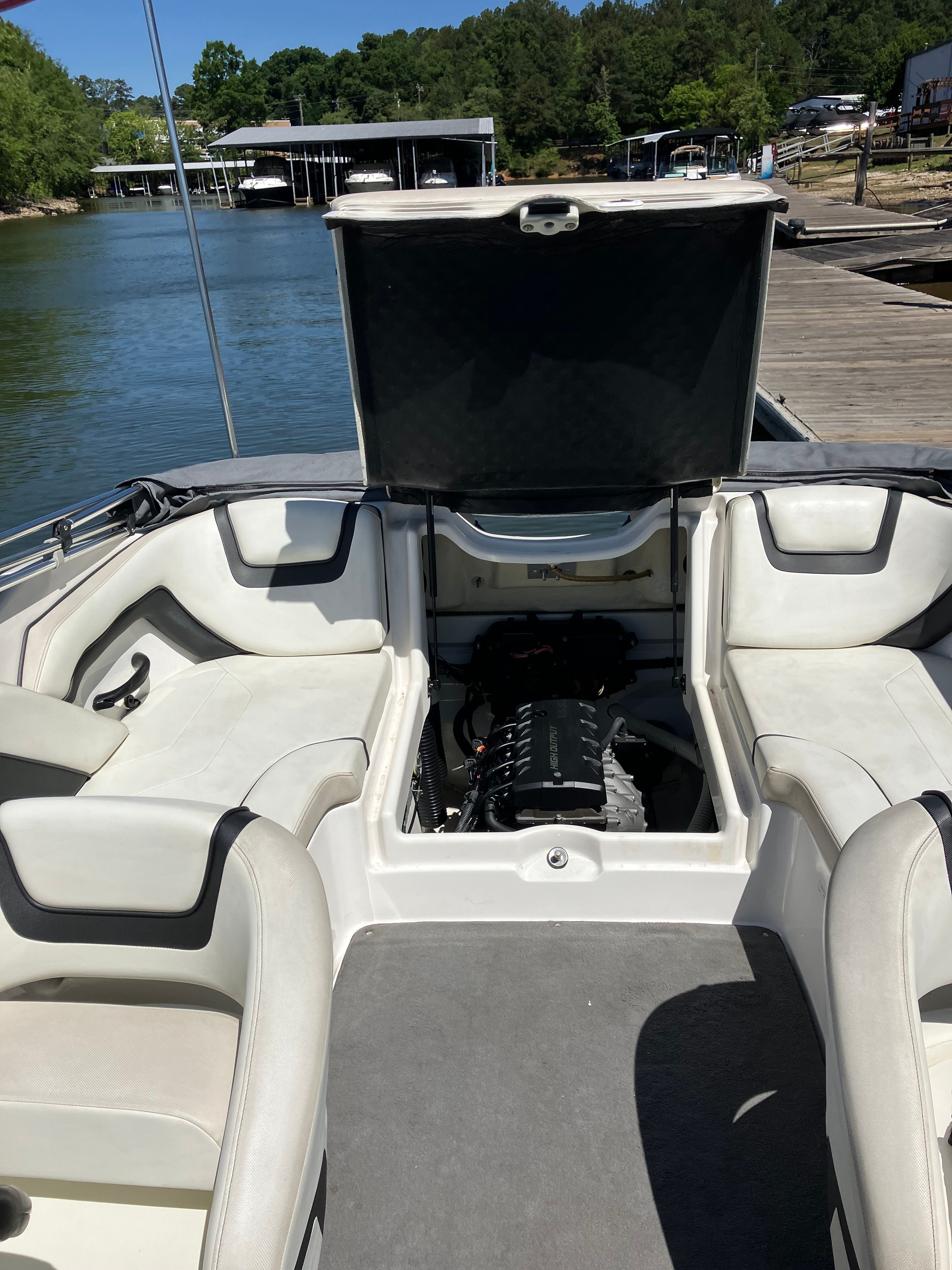 2015 Yamaha Boats SX190 - 8