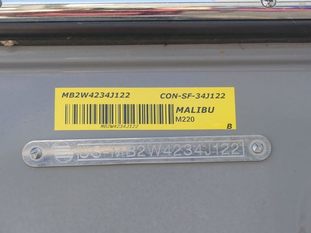 2022 Malibu M220 - 14