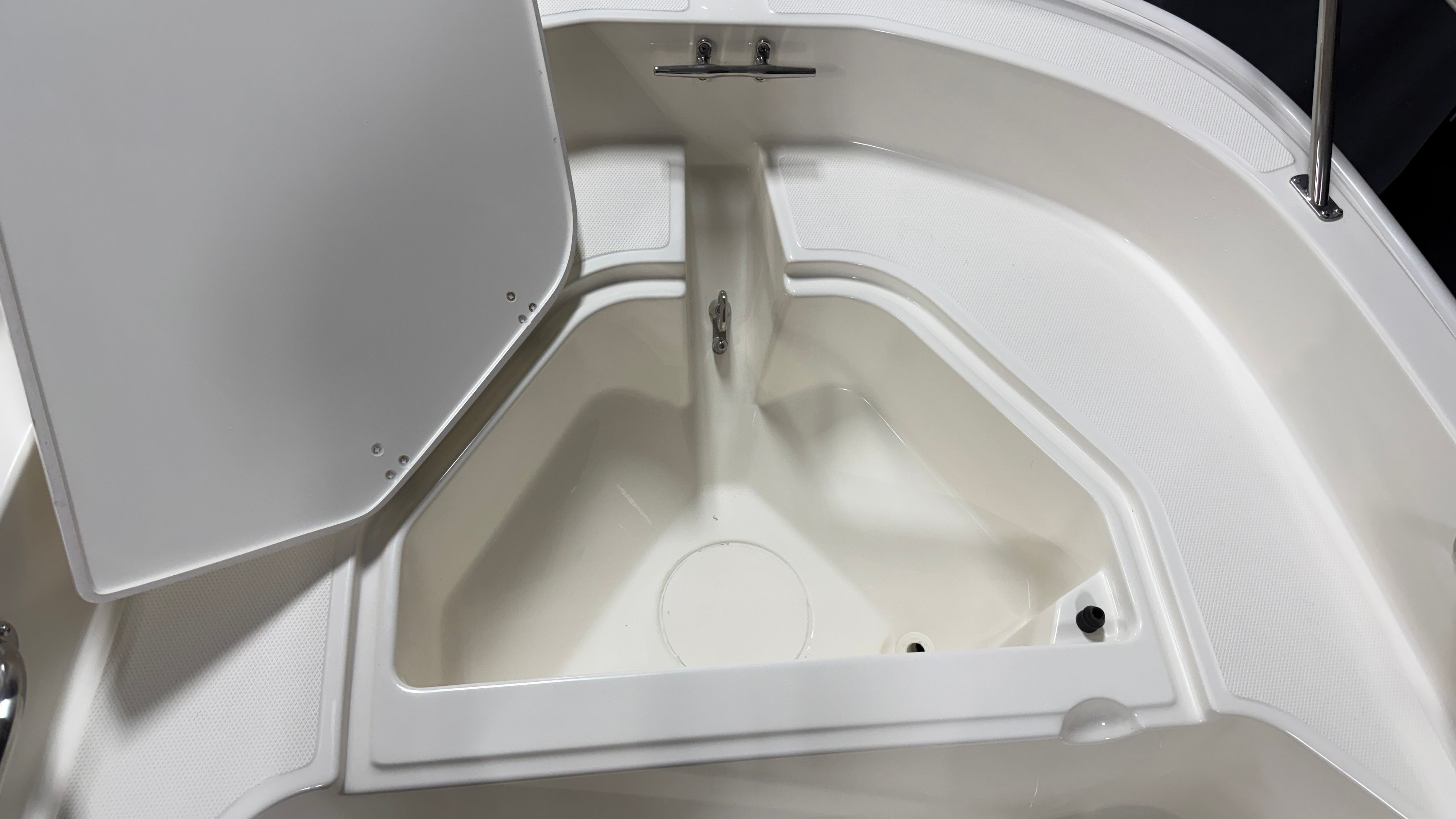 2026 Boston Whaler 130 Super Sport - 34