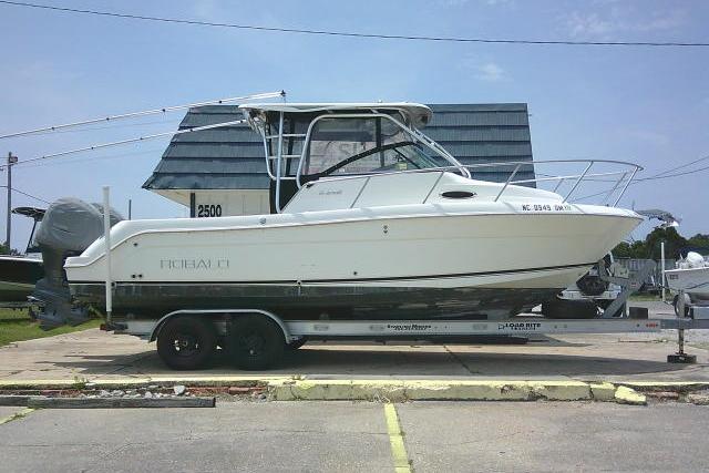 2008 Robalo R245 Walkaround