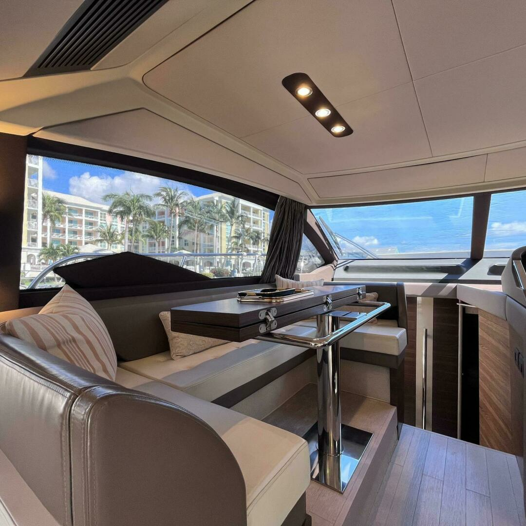 2015 Azimut 50 fly - Image 12
