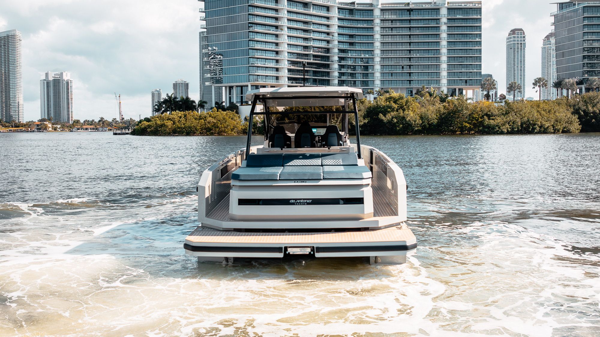 2025 De Antonio Yachts D36 OPEN - 7