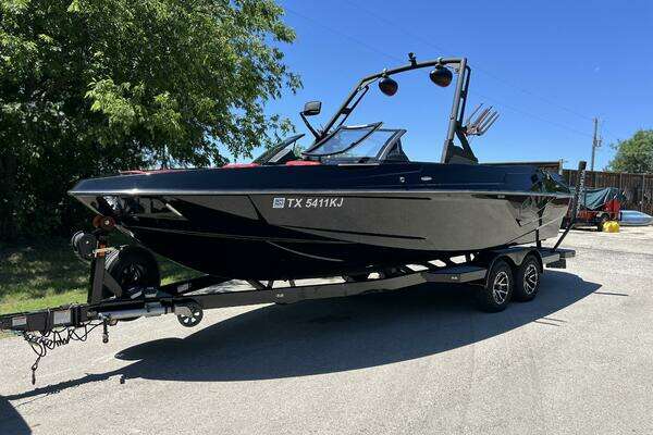 2021 Axis T23