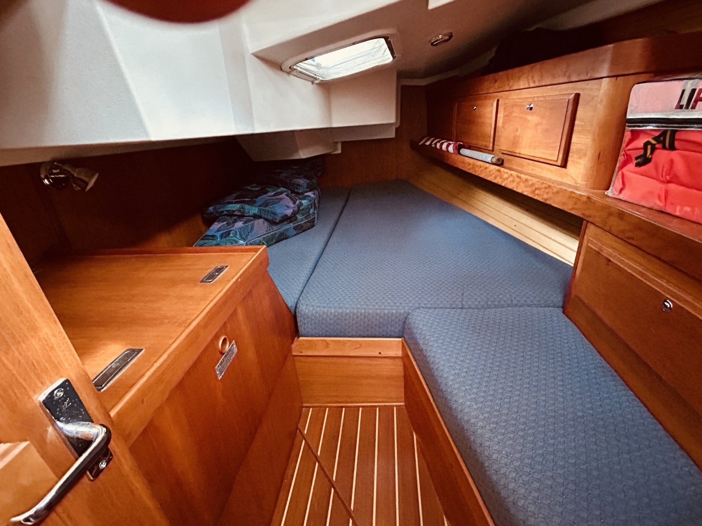2004 Sabre 426 - Image 44