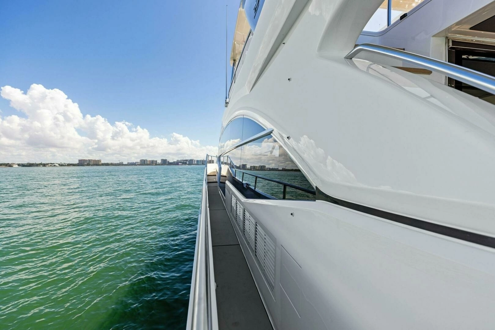 2018 Princess Y75 Motor Yacht - Image 54