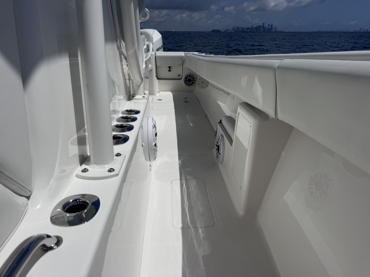 2023 SeaVee 290B - Image 16