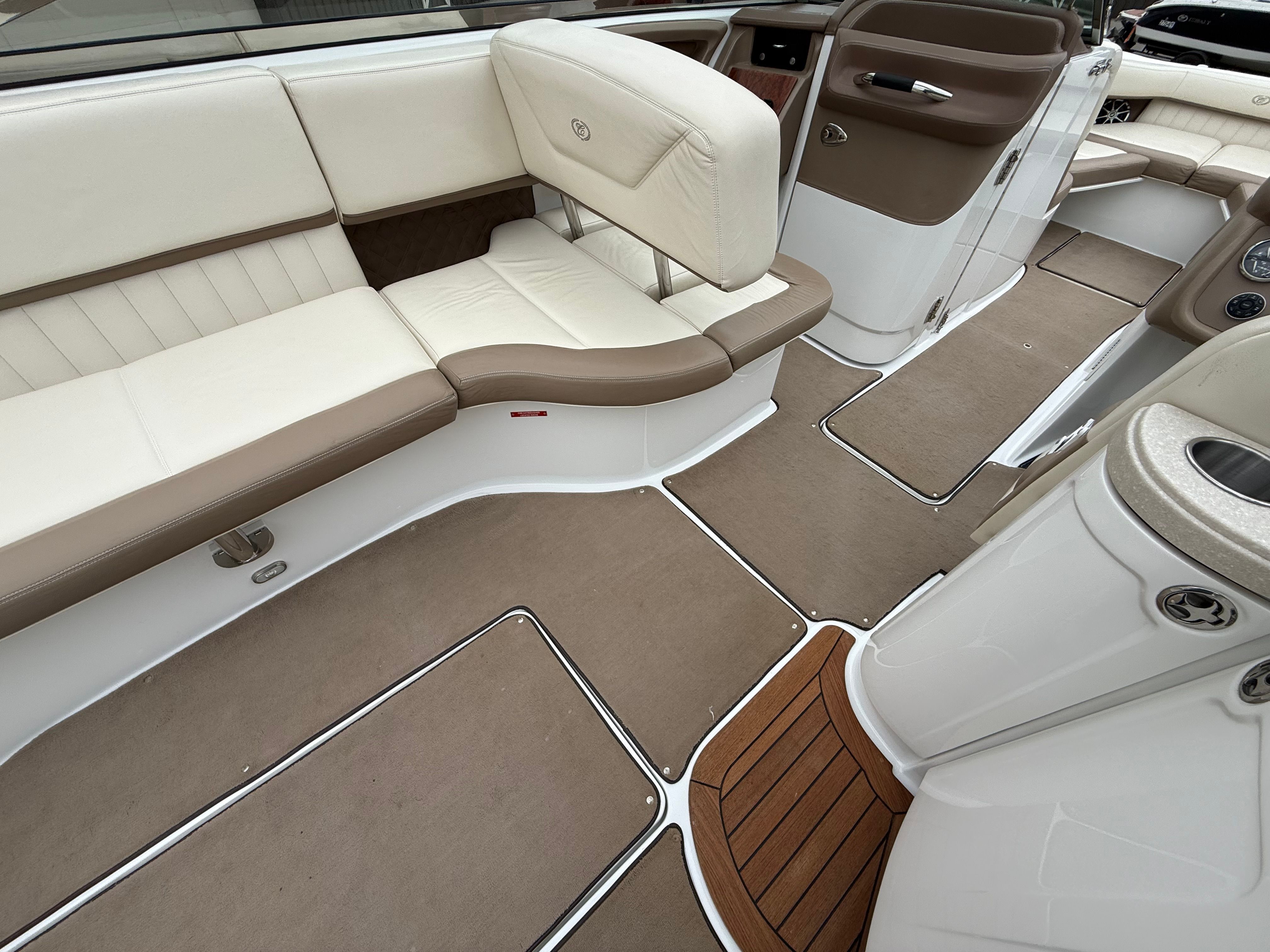 2011 Cobalt 302 - 36