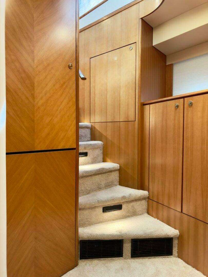 2004 Cheoy Lee 81 Sport Yacht - Image 23