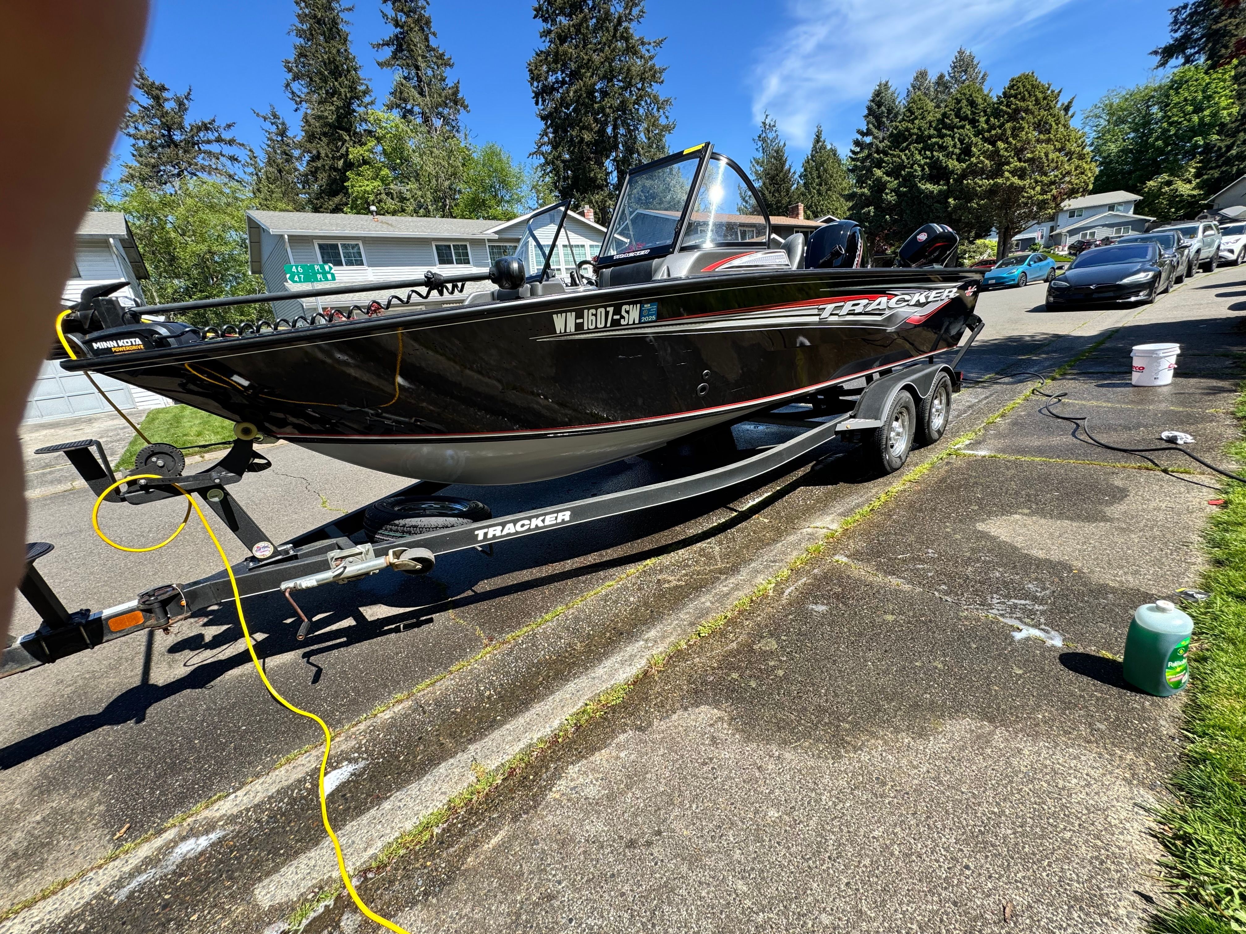 2020 Bass Tracker Targa V 19 - 2