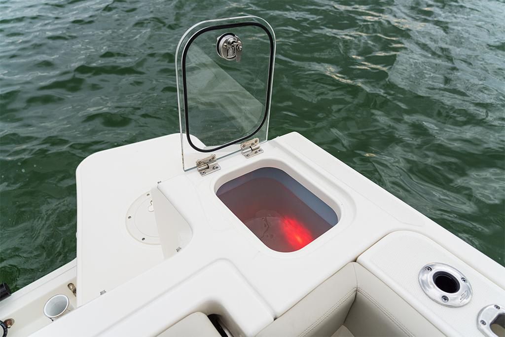 2023-Boston-Whaler-240-Vantage-MarineMax