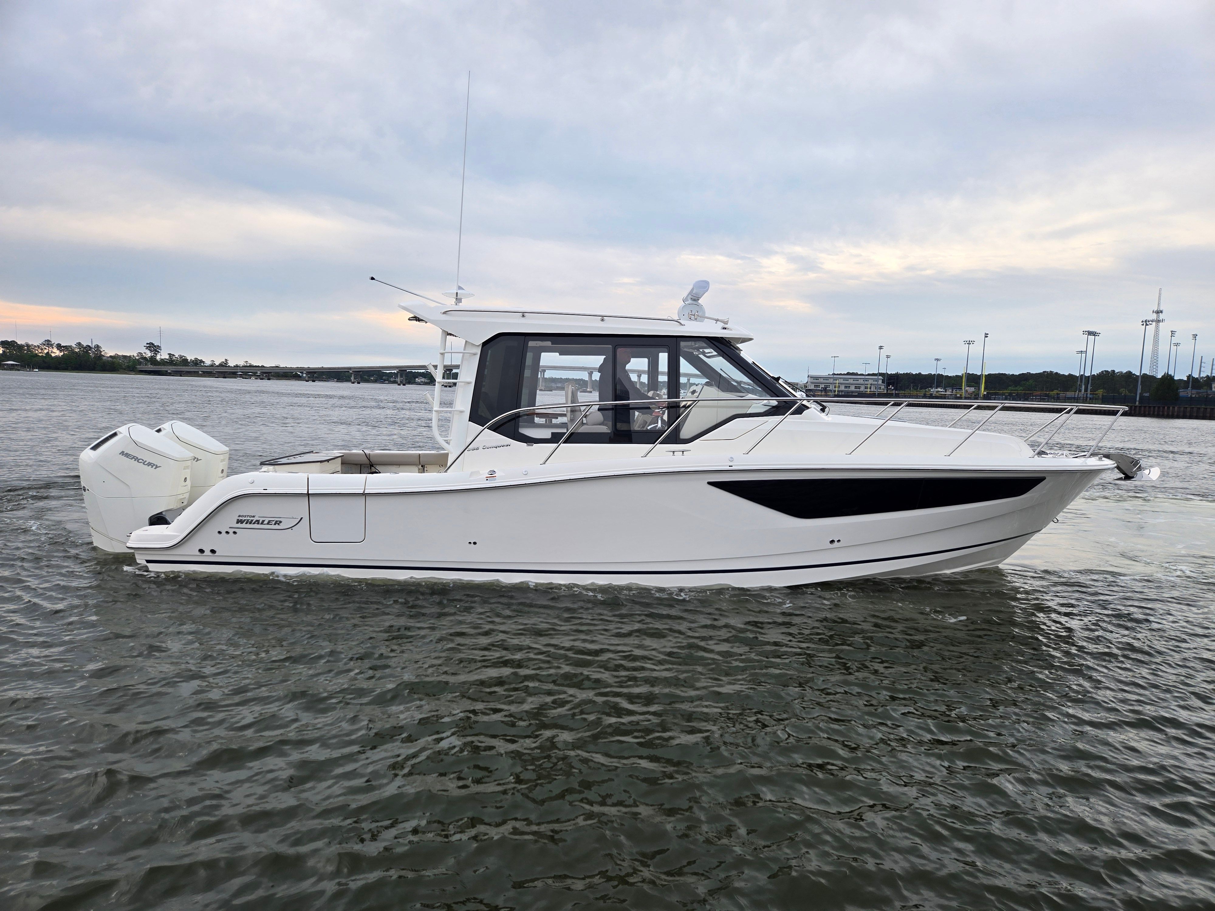 2026 Boston Whaler 365 Conquest