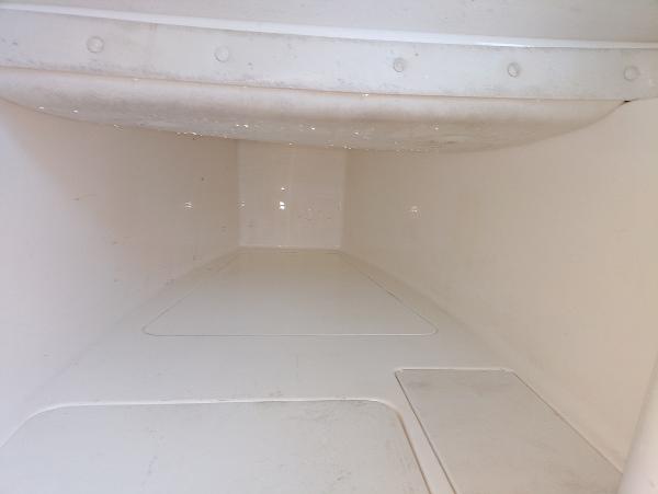 2002 Century 3200 Center Console - 10