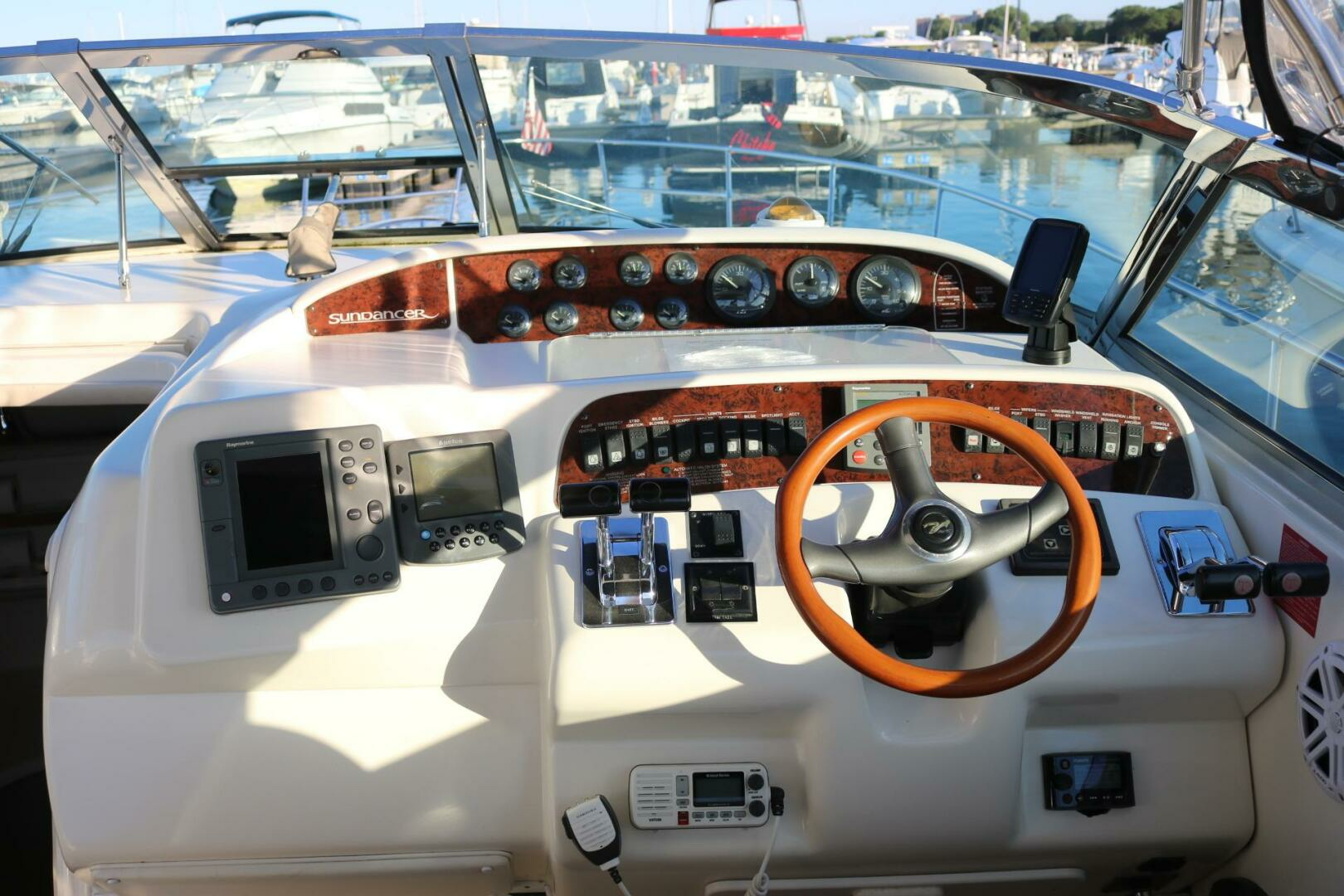 1996 Sea Ray Sundancer - Image 13