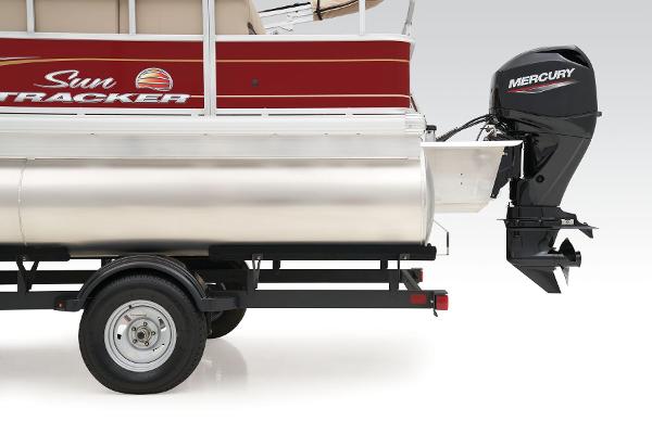 Manufacturer Provided Image: Sun Tracker Party Barge 18 DLX