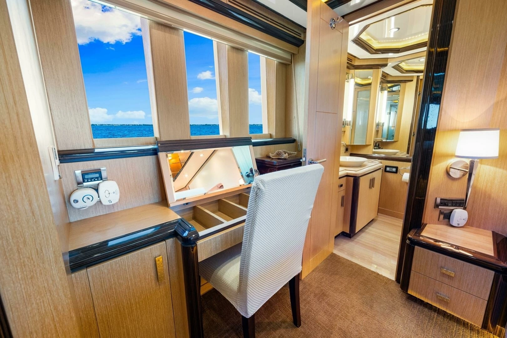 2010 Ocean Alexander 83 Motor Yacht - Image 30