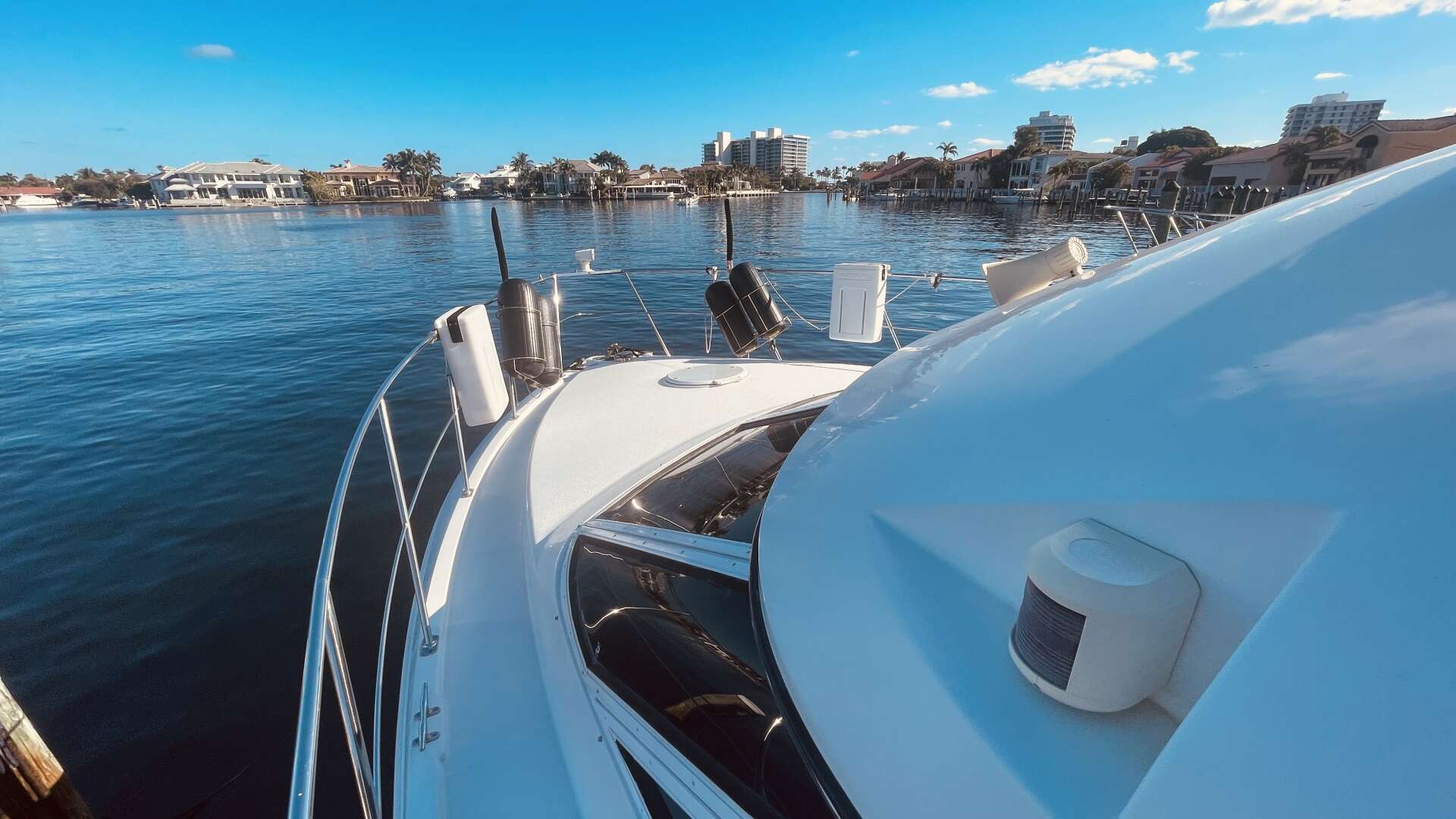 1997 CARVER YACHTS 500 COCKPIT MY - Image 62