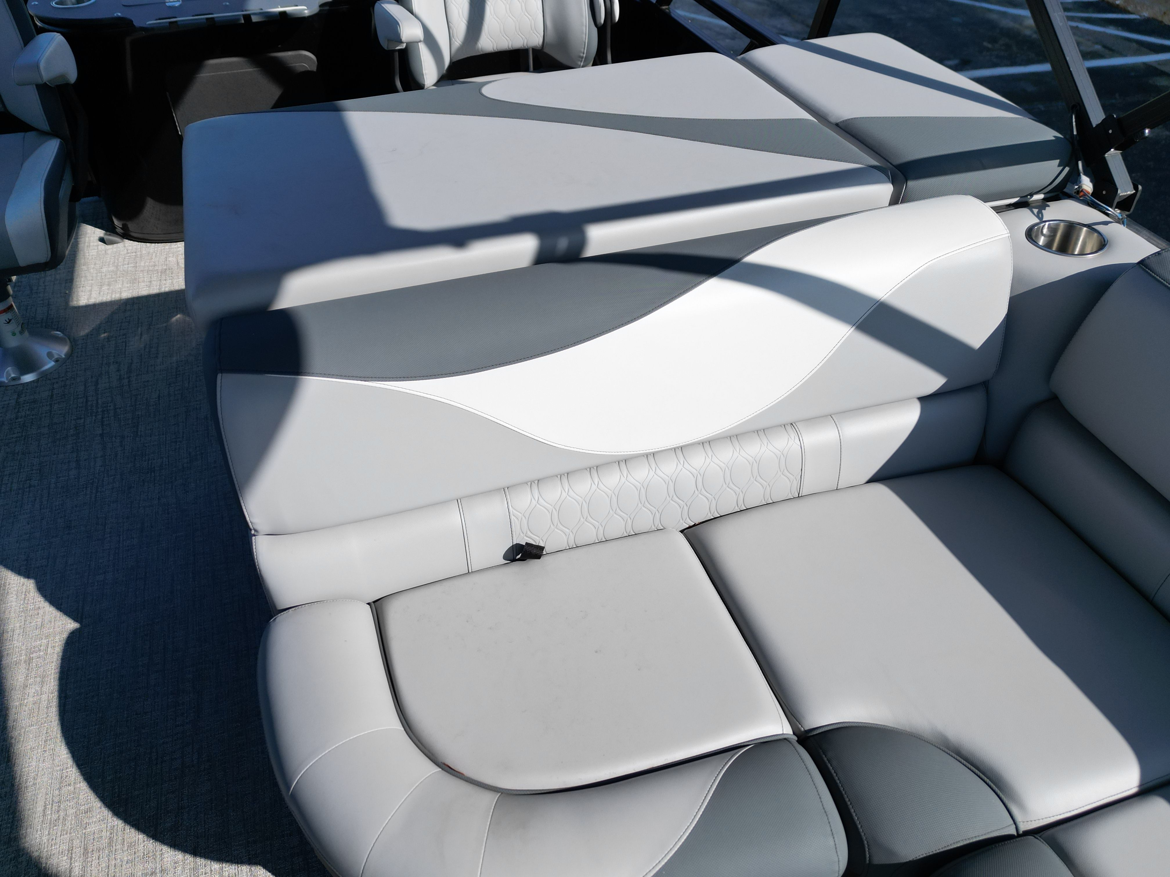 2025 Tahoe SPT85 RF23T - 31