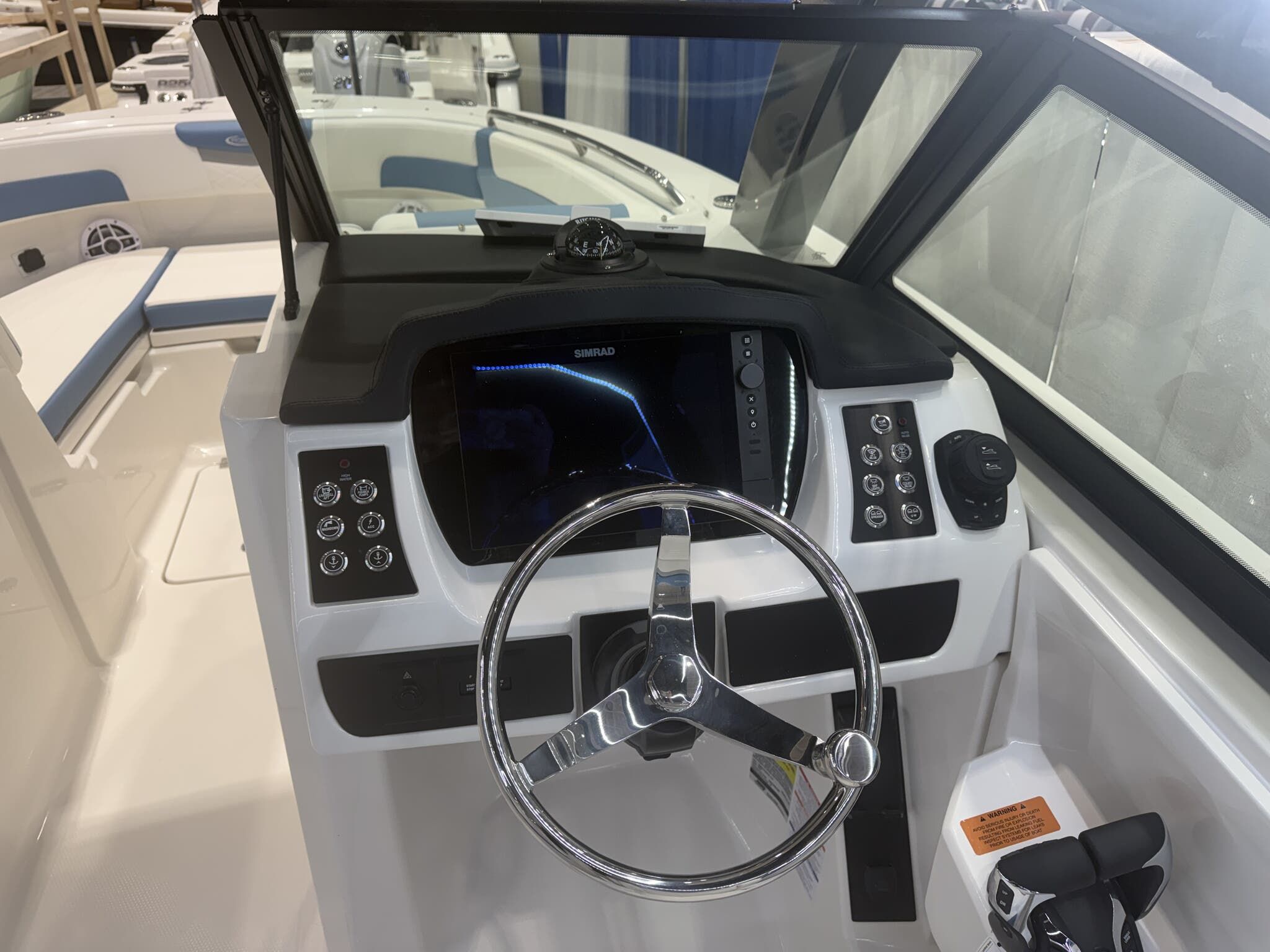2026 Robalo Dual Console R 257 - 14