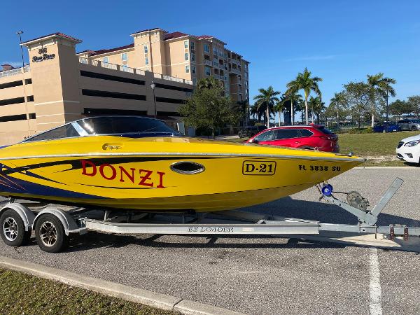 1987 Donzi D-21 - 27