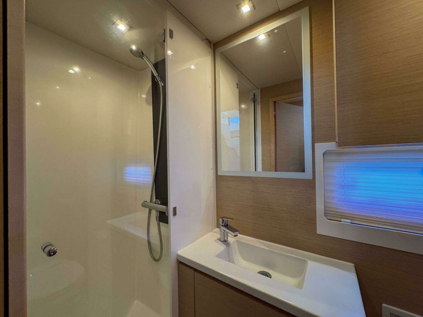 2021 Fountaine Pajot MY44 - Image 45