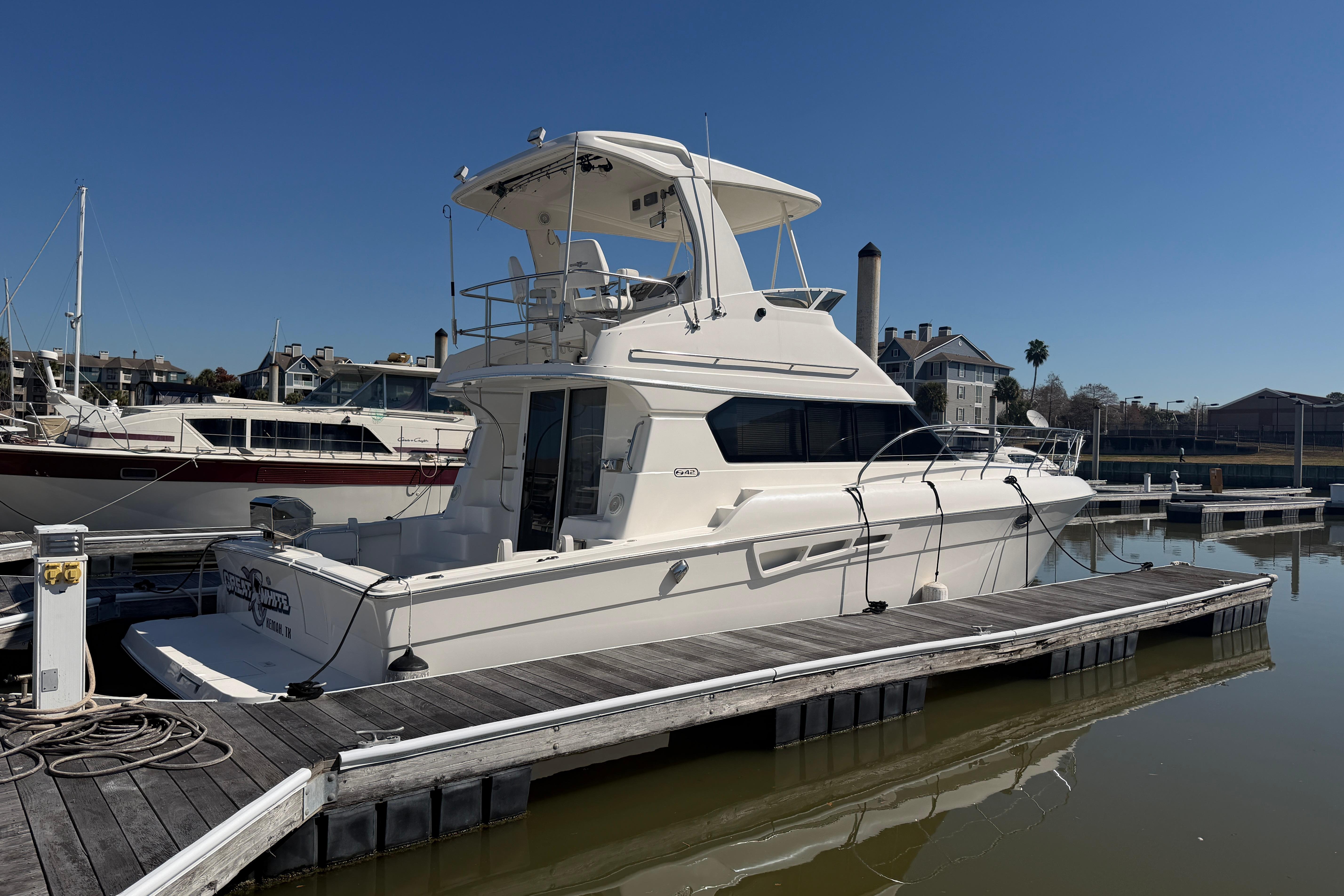 2001 Silverton 42 Convertible